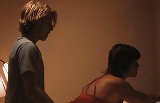XXX チェコはお金のために道路に男をBlowjobさせます 女性 av 安心